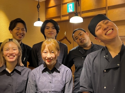 入社3~6か月後には店長になるチャンスあり◎研修等を通して、当店や提供する料理について学びましょう!