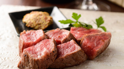 豊富な肉料理に合うワイン選びもお願いいたします。ソムリエに興味がある方にもおすすめです。