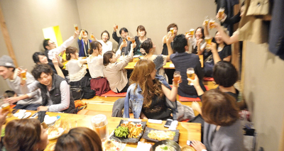 個室はもちろん、お座敷では最大65名様までの宴会も可能です!