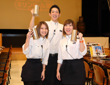 ジンギスカン店・和食店・居酒屋など様々な形態で運営しております。あなたの希望の店舗で働いてください。
