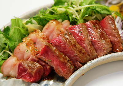 旬の食材をメインに、創作料理を提供しています。