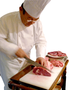 オススメステーキは300g以上のビッグサイズ!調理法から食材の扱い方、丁寧に指導します