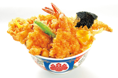 豪快な見た目とお手頃な価格が、当店の天丼が大人気の秘訣♪
