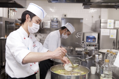 全国3,900カ所の事業所で、給食サービスを行う業界大手!安心して長いキャリアを築けます。