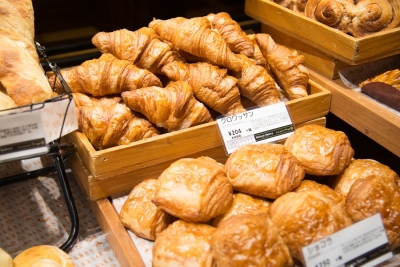 製造や店舗業務に慣れると、マネジメントスキルを身につけ、店長就任をめざすことができます。