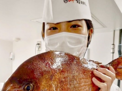 鮮度抜群の食材のみを多彩に仕入れているから、魚のさばきはもちろん、目利き力も上がる環境です。