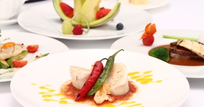 婚礼料理は、和洋折衷・フレンチ・イタリアン・日本料理の4タイプから選べます。