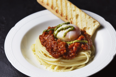 パスタやパニーノなど、お食事メニューづくりをになう、キッチンスタッフを募集。