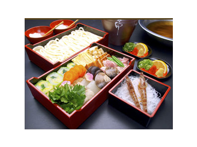 「食」を通じて「幸せ」を届けます。