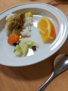 みんなの大好きなカレーライス。みんなで食べると美味しさも倍増します
